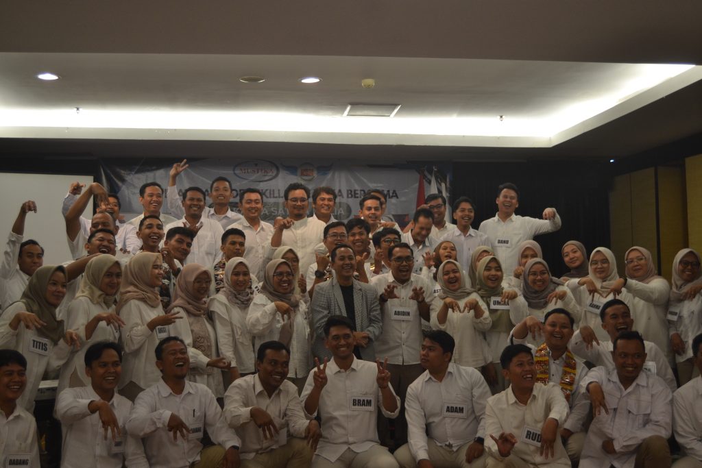 Service Excellence Untuk Meningkatkan